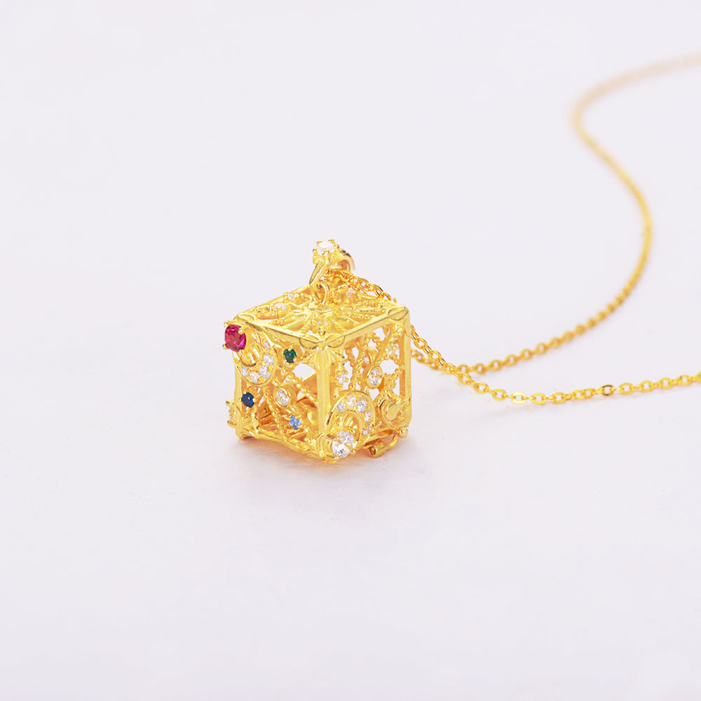 Vinkace Cube Necklace