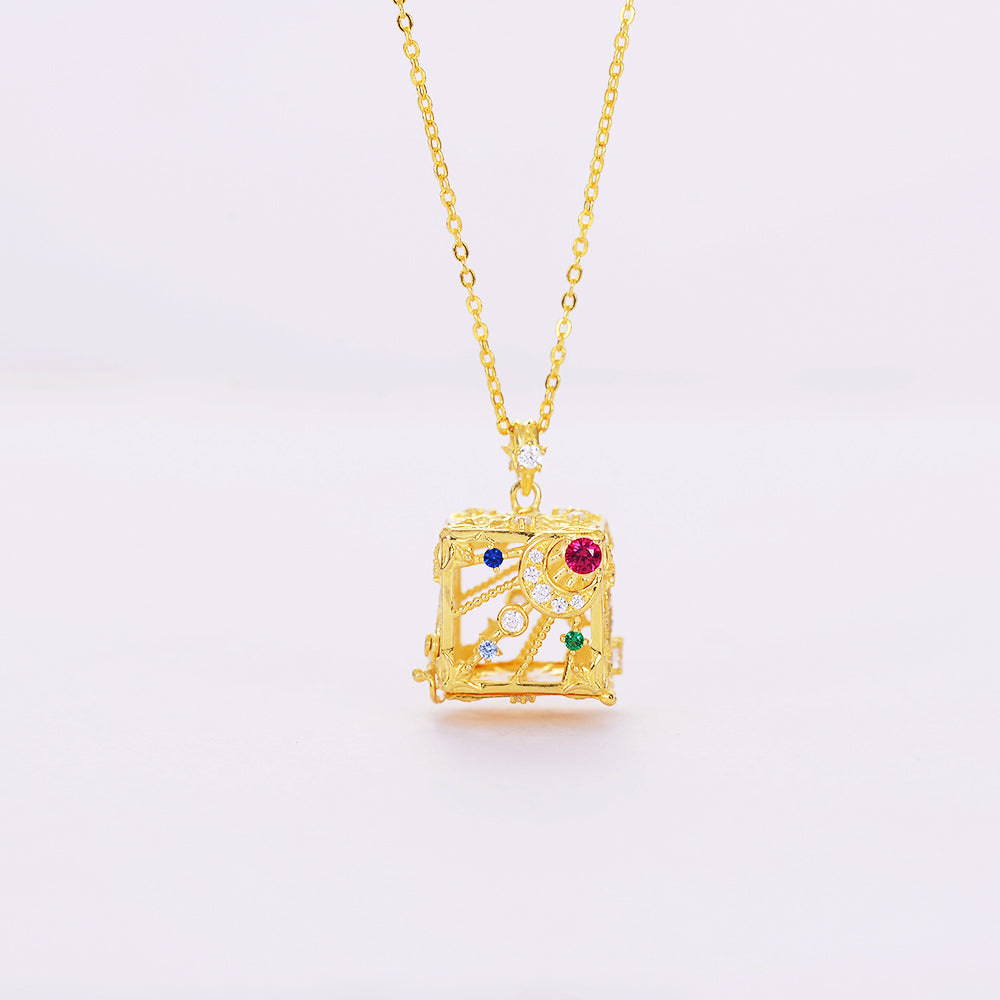 Vinkace Cube Necklace